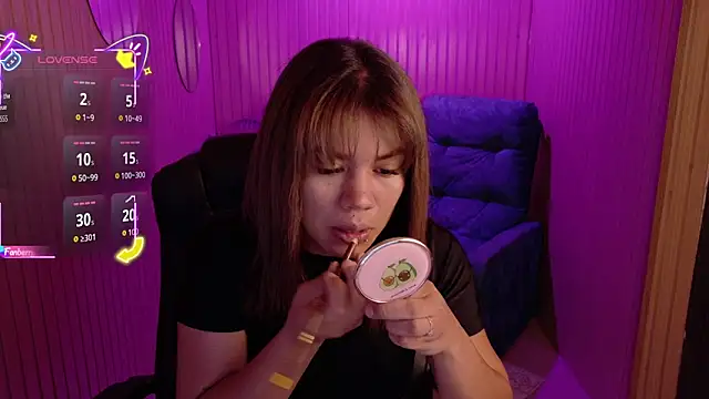 Alessia Monroe  online show from March 30, 2026, 8:32 pm