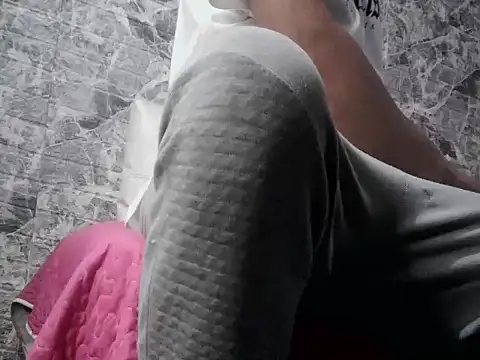 LatinoHairyCock online show from April 3, 2026, 4:21 am