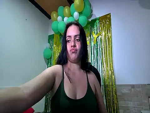 Snapshot of madame_lilly_ chatting on March 18, 2026, 12:08 pm madame lilly online show from March 18, 2026, 12:08 pm