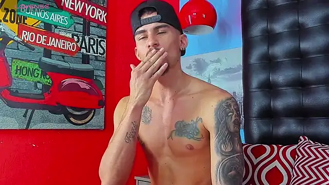 SharonTygaX online show from March 17, 2026, 10:46 pm