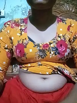 BreezySexyGirl69 online show from June 16, 2026, 1:47 pm