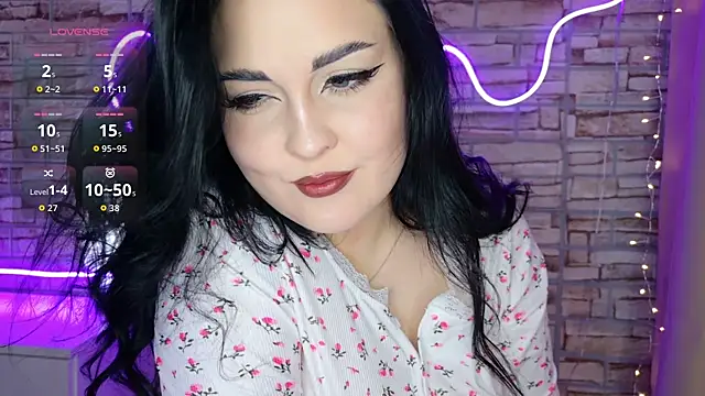 Snapshot of SableGoddess_ chatting on April 14, 2026, 8:48 pm SableGoddess online show from April 14, 2026, 8:48 pm