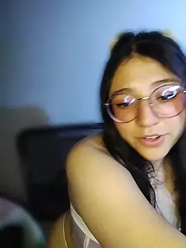 Angelie Rosebrm online show from April 24, 2026, 2:36 am