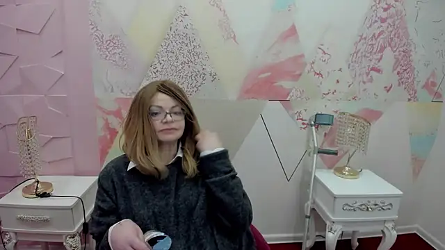 Snapshot of Vella_sripes chatting on February 20, 2026, 10:05 am Vella sripes online show from February 20, 2026, 10:05 am