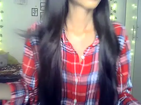Snapshot of SIKSHA_SINGH chatting on April 2, 2026, 4:04 pm SIKSHA SINGH online show from April 2, 2026, 4:04 pm