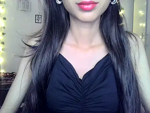 Snapshot of SIKSHA_SINGH chatting on April 4, 2026, 5:32 pm SIKSHA SINGH online show from April 4, 2026, 5:32 pm