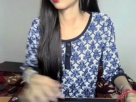 Snapshot of SIKSHA_SINGH chatting on April 15, 2026, 3:30 pm SIKSHA SINGH online show from April 15, 2026, 3:30 pm