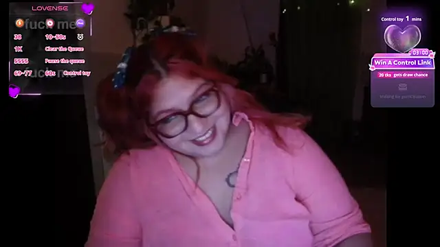 Snapshot of MagicCurves chatting on June 2, 2026, 11:07 pm MagicCurves online show from June 2, 2026, 11:07 pm