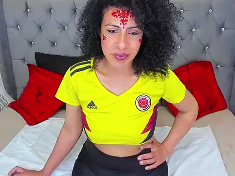 Evaalux online show from March 8, 2026, 3:43 am