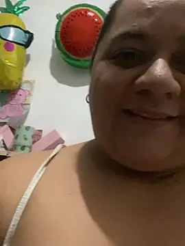 Snapshot of Melanny69x chatting on February 21, 2026, 3:18 am Melanny69x online show from February 21, 2026, 3:18 am