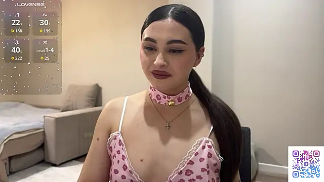 Snapshot of Sweet_BerryBabe chatting on May 7, 2026, 9:42 pm Sweet BerryBabe online show from May 7, 2026, 9:42 pm
