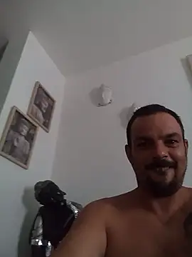 Snapshot of morenitoymorena chatting on July 13, 2026, 9:45 am morenitoymorena online show from July 13, 2026, 9:45 am