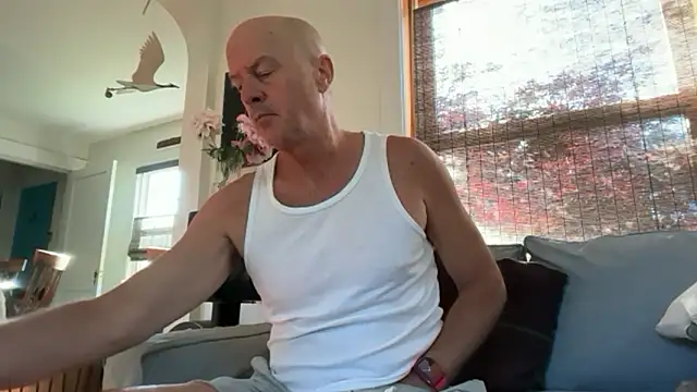 Snapshot of Guy__Grey chatting on June 17, 2026, 11:23 am Guy Grey online show from June 17, 2026, 11:23 am