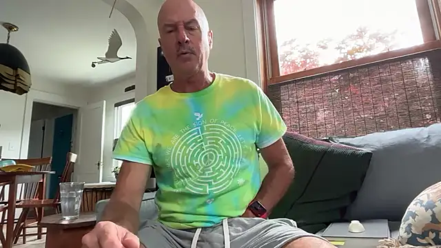Snapshot of Guy__Grey chatting on July 7, 2026, 2:43 pm Guy Grey online show from July 7, 2026, 2:43 pm