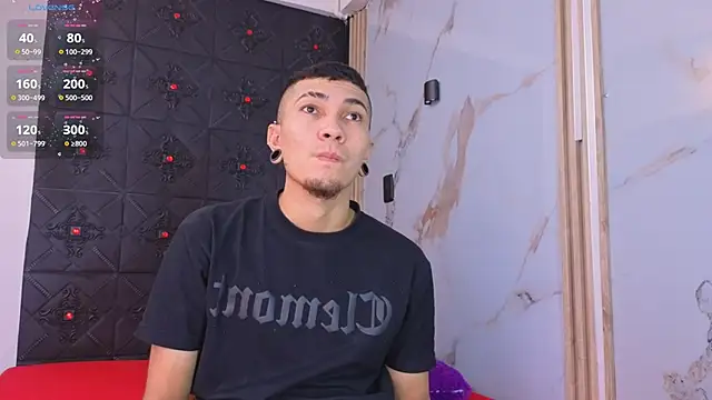 Logan and Reachel online show from March 30, 2026, 6:31 pm