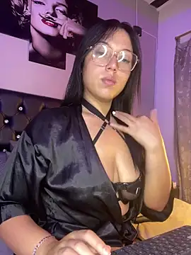 Emmabekerr online show from March 20, 2026, 10:58 pm