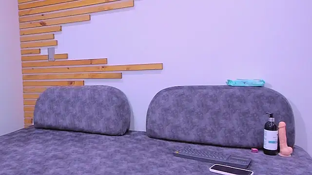 dreikk  online show from March 25, 2026, 1:39 pm