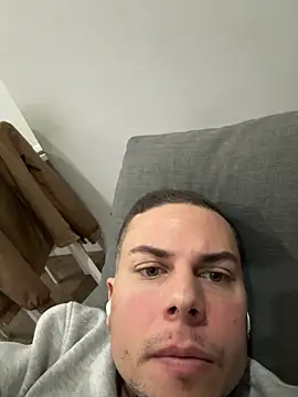 Snapshot of comedorpt chatting on March 1, 2026, 6:32 pm comedorpt online show from March 1, 2026, 6:32 pm