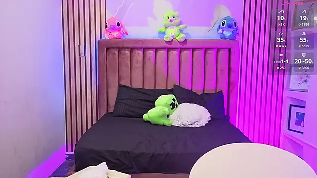 Miia Grey  online show from March 16, 2026, 1:04 pm