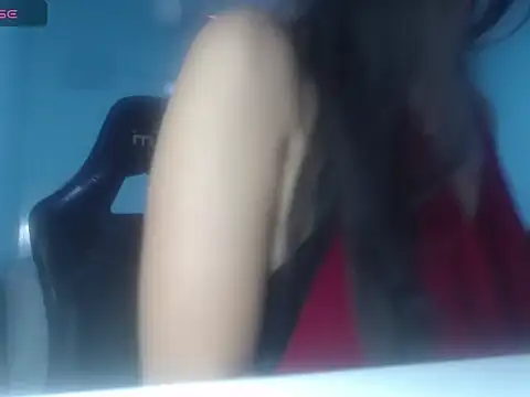 mila t  online show from February 27, 2026, 8:09 pm