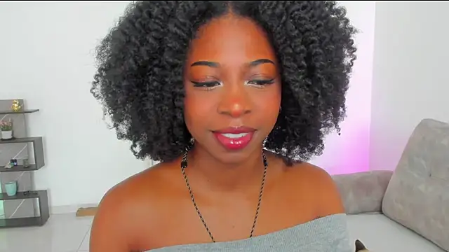 Snapshot of amatiisturr chatting on March 20, 2026, 8:25 pm amatiisturr online show from March 20, 2026, 8:25 pm