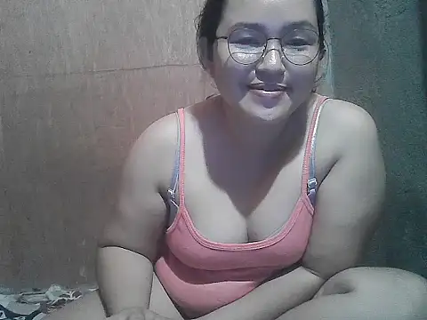wildchinita00 online show from February 21, 2026, 12:55 am
