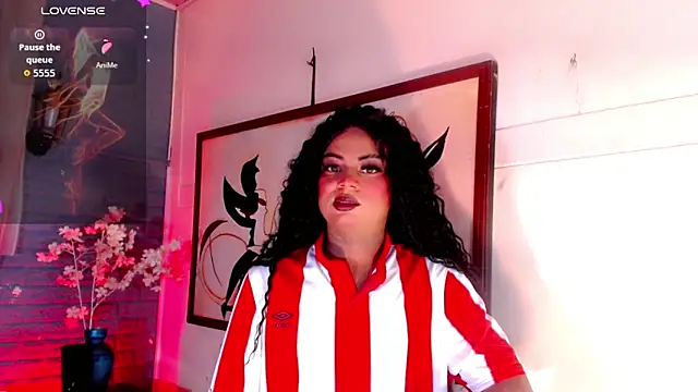 Snapshot of Mayka_Hot chatting on February 23, 2026, 12:02 pm Mayka Hot online show from February 23, 2026, 12:02 pm