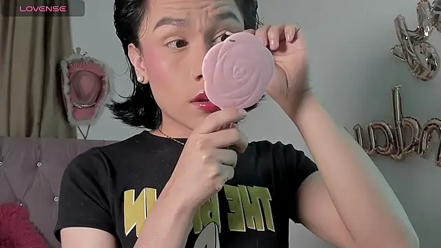 valentine sweety online show from March 14, 2026, 9:09 pm