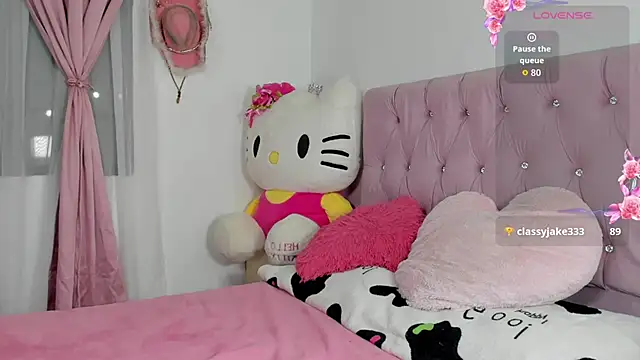 Snapshot of valentine_sweety chatting on May 15, 2026, 11:45 pm valentine sweety online show from May 15, 2026, 11:45 pm