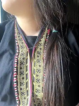 MayEva ly online show from March 1, 2026, 4:03 am