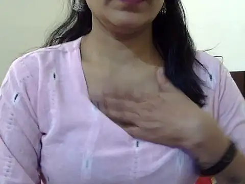 Snapshot of Bhabhi_rani chatting on February 22, 2026, 7:19 am Bhabhi rani online show from February 22, 2026, 7:19 am