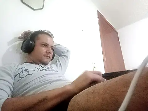 Lfervega online show from February 19, 2026, 10:44 am