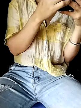 Snapshot of ngocbao11 chatting on April 13, 2026, 1:44 am ngocbao11 online show from April 13, 2026, 1:44 am