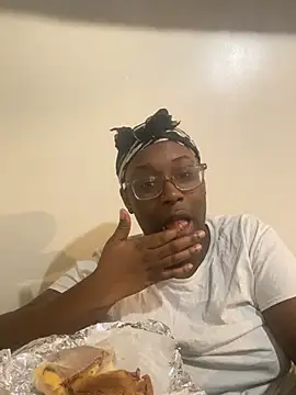 Snapshot of Sinfulwaterfalls chatting on February 21, 2026, 8:43 pm Sinfulwaterfalls online show from February 21, 2026, 8:43 pm