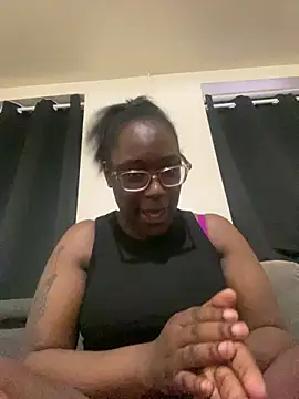 Snapshot of Sinfulwaterfalls chatting on May 28, 2026, 12:13 pm Sinfulwaterfalls online show from May 28, 2026, 12:13 pm