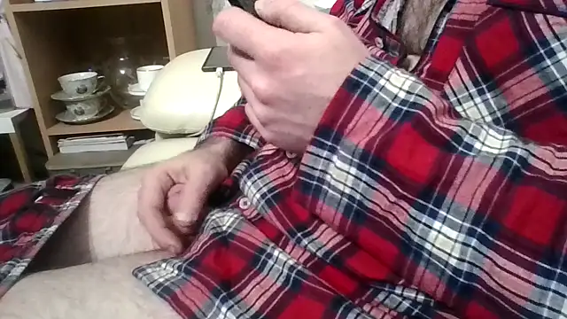 Florent1307 online show from April 16, 2026, 8:31 pm