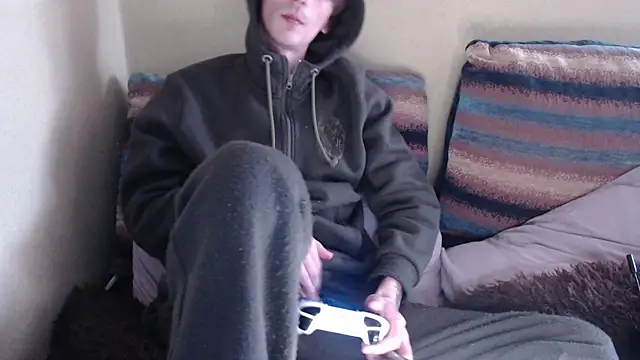Samuel Skywalker online show from May 6, 2026, 10:42 am