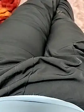 Snapshot of smallthickdick115 chatting on February 19, 2026, 1:51 pm smallthickdick115 online show from February 19, 2026, 1:51 pm