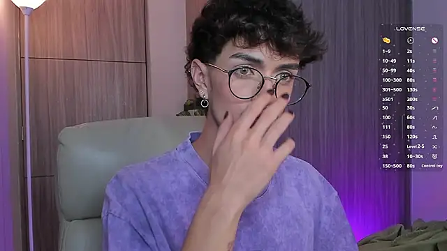 Snapshot of sr_sprinkles chatting on February 20, 2026, 7:32 am sr sprinkles online show from February 20, 2026, 7:32 am