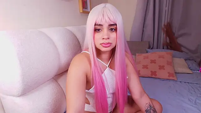 soph1a roy online show from April 16, 2026, 12:39 pm