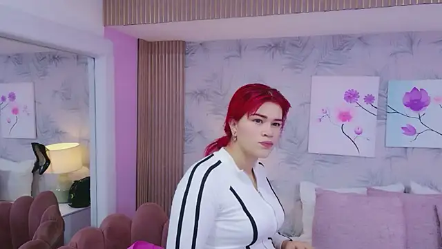 CherryTayloor online show from June 27, 2026, 3:33 am