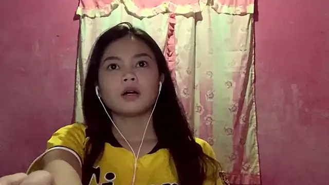 DessertFlower online show from March 5, 2026, 3:24 am