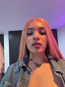 romanovanita online show from March 25, 2026, 4:29 am