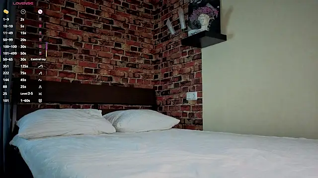 Six Seven7 online show from April 18, 2026, 7:07 pm