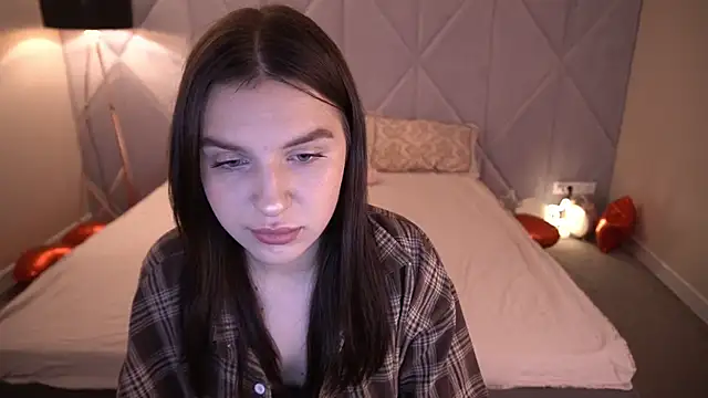 Snapshot of SecretKiraa chatting on March 29, 2026, 8:25 am SecretKiraa online show from March 29, 2026, 8:25 am