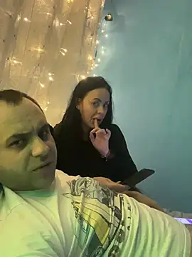 Snapshot of LaBuBupara chatting on February 20, 2026, 8:31 pm LaBuBupara online show from February 20, 2026, 8:31 pm