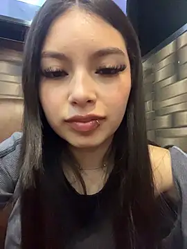 Mady Pink online show from March 19, 2026, 3:21 am