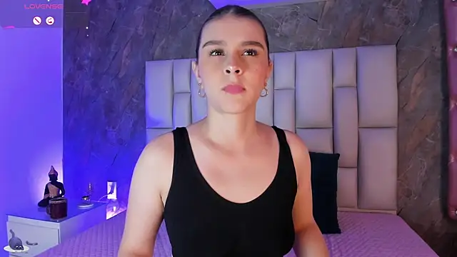 lya gomez online show from April 10, 2026, 2:50 am