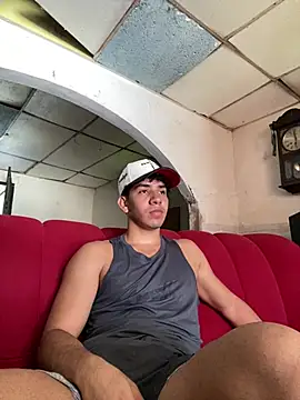 Snapshot of Alejandrososas chatting on June 19, 2026, 5:17 pm Alejandrososas online show from June 19, 2026, 5:17 pm
