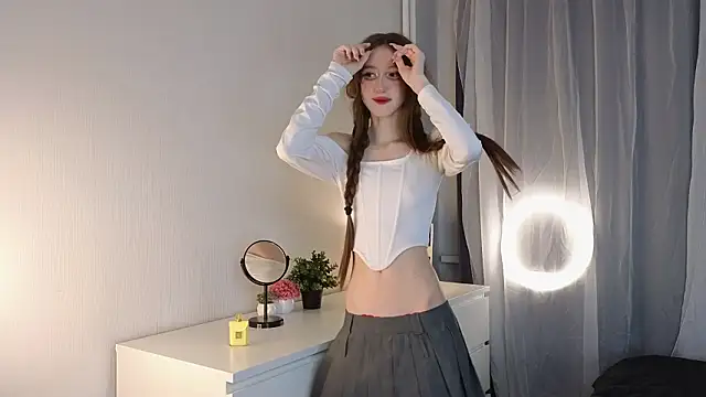 arina waifu online show from March 9, 2026, 9:08 pm